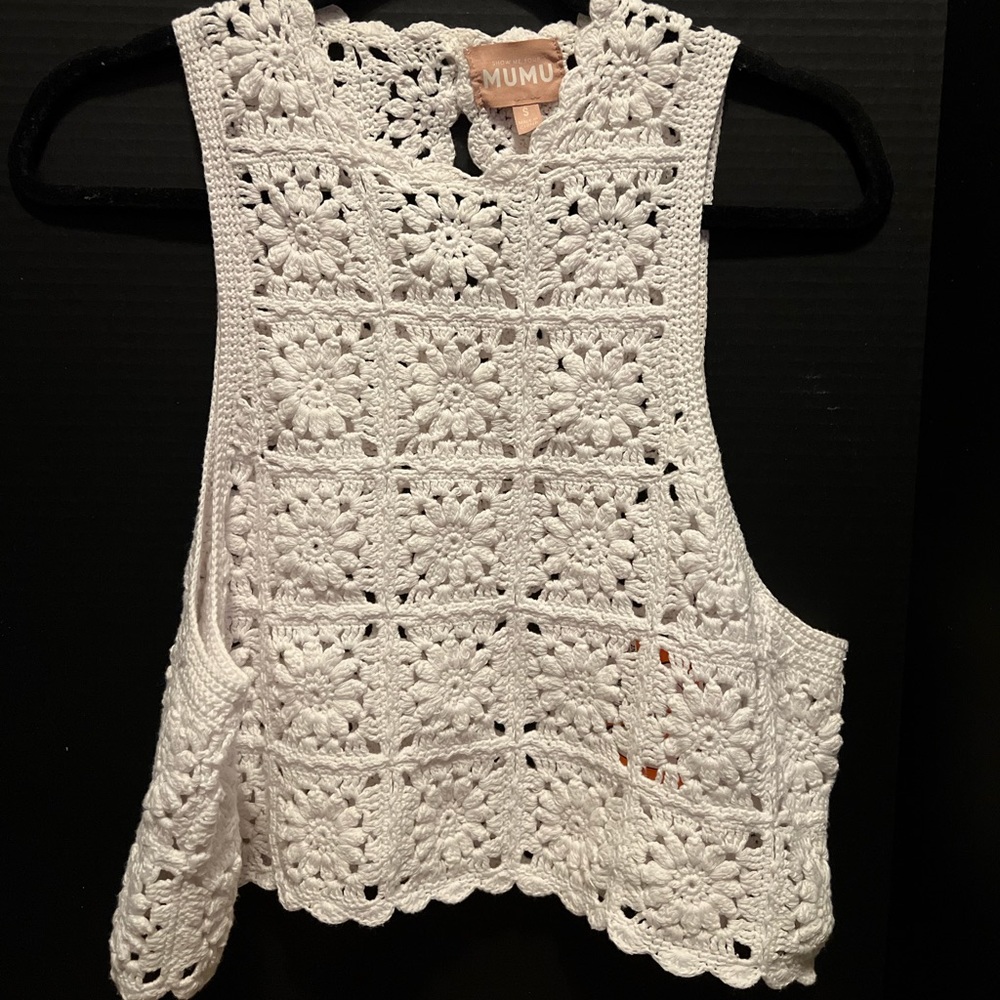 Show Me Your Mumu Laguna Top Women's Small White Daisy Crochet Top